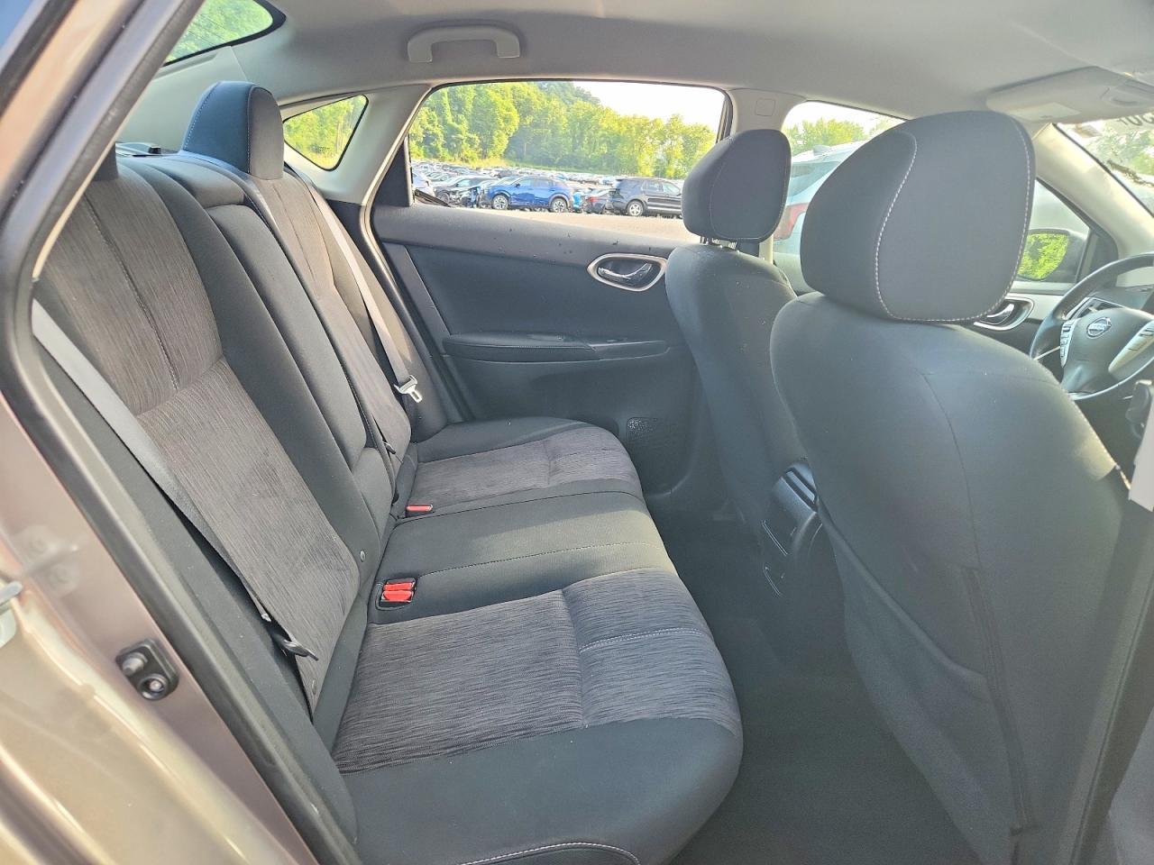 2015 Nissan Sentra Sv - zdjęcie 10
