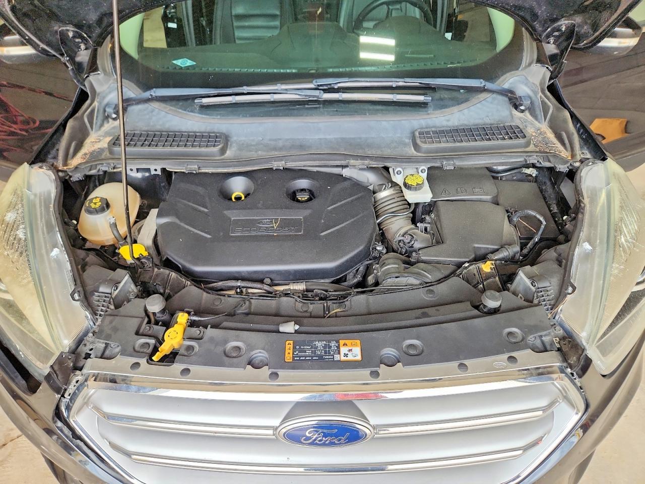 2017 Ford Escape Titanium - zdjęcie 12
