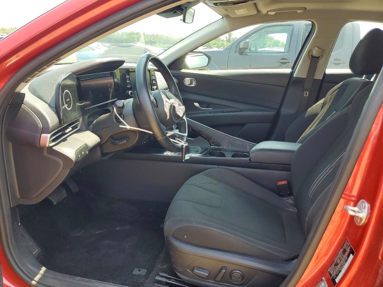 2021 Hyundai Elantra Sel - zdjęcie 7