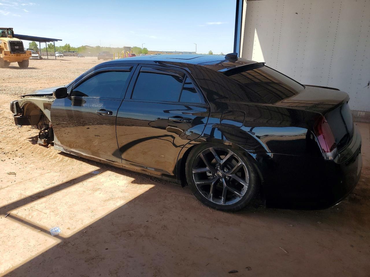 2022 Chrysler 300 S - zdjęcie 2