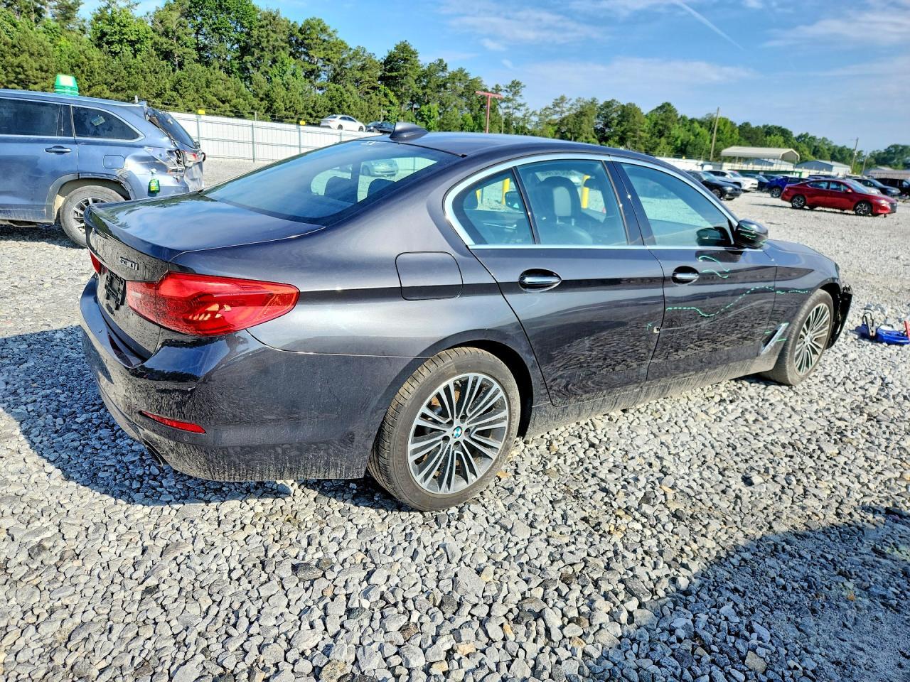 2018 BMW 530 Xi - zdjęcie 3