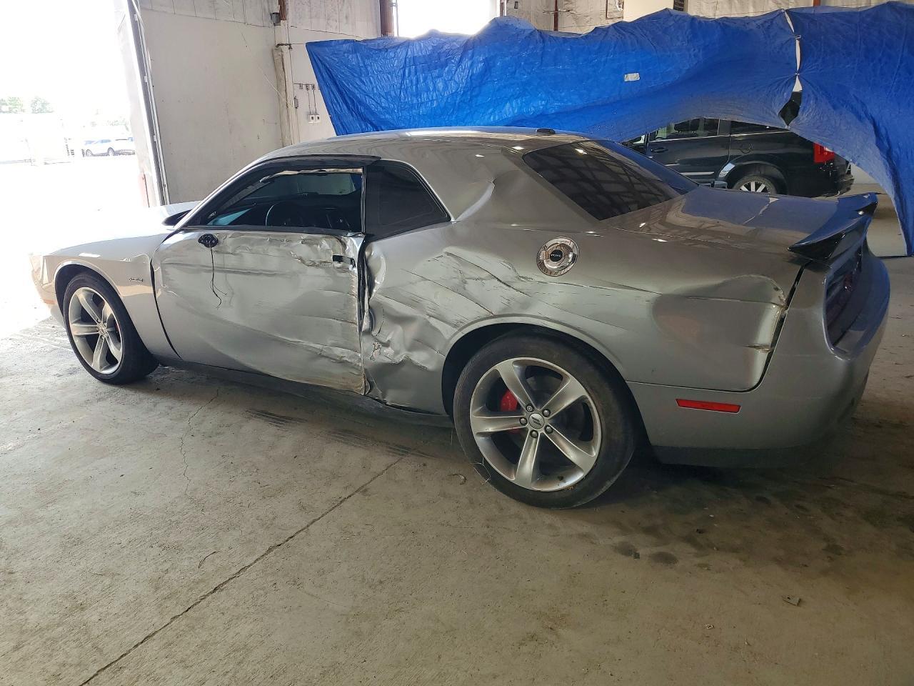 2017 Dodge Challenger R/T - zdjęcie 2