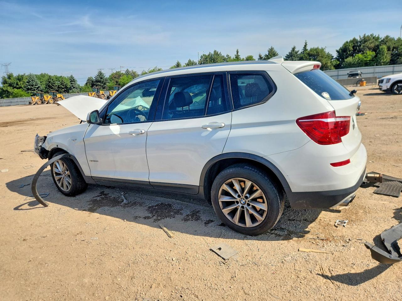 2017 BMW X3 xDrive28I - zdjęcie 2