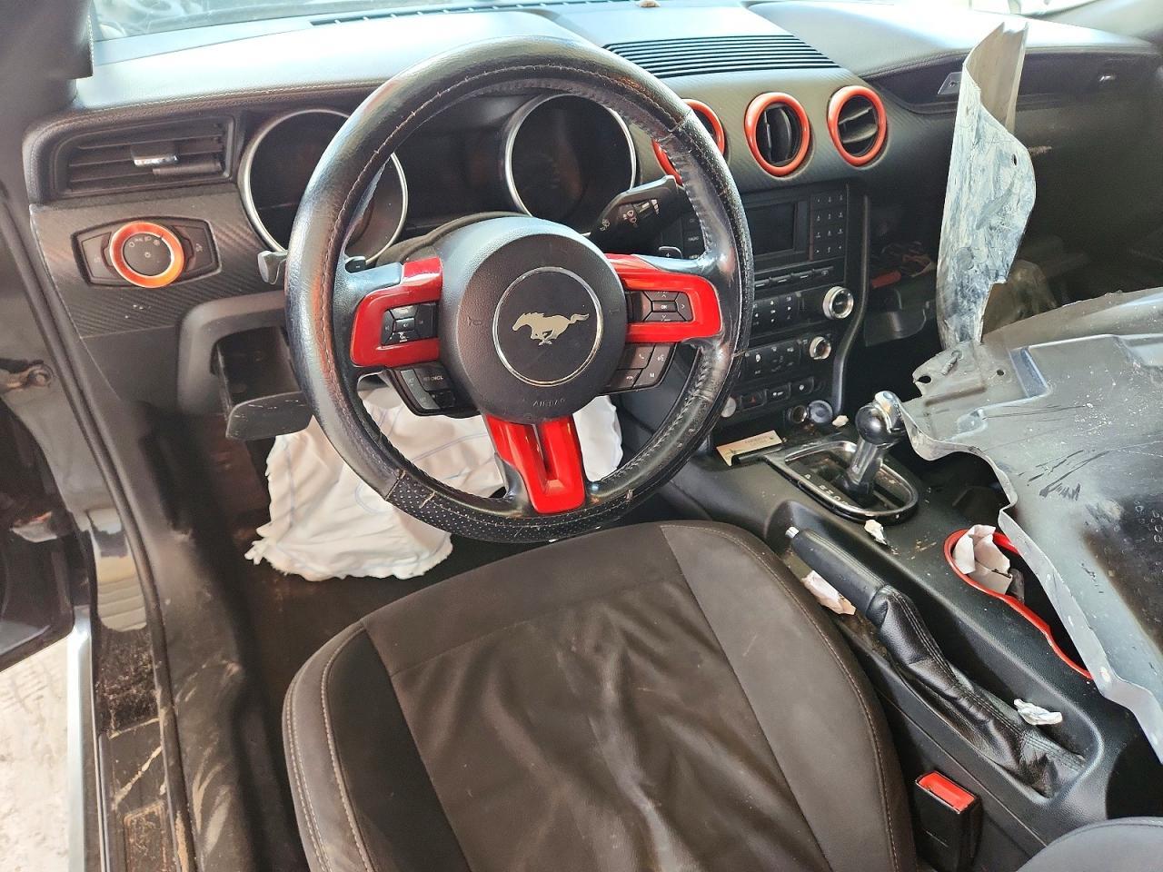 2018 Ford Mustang - zdjęcie 8