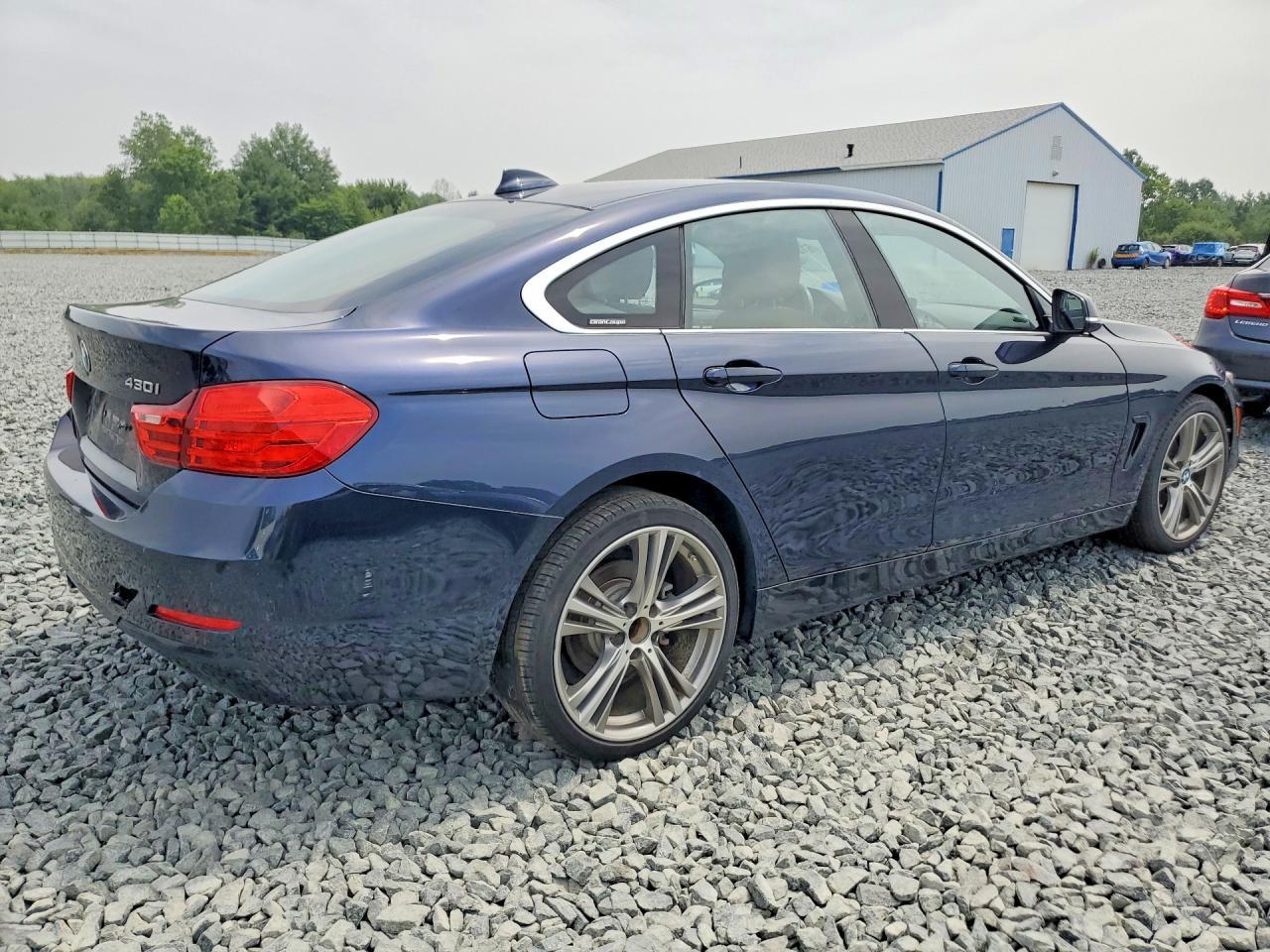 2017 BMW Seria 4 430i - zdjęcie 3