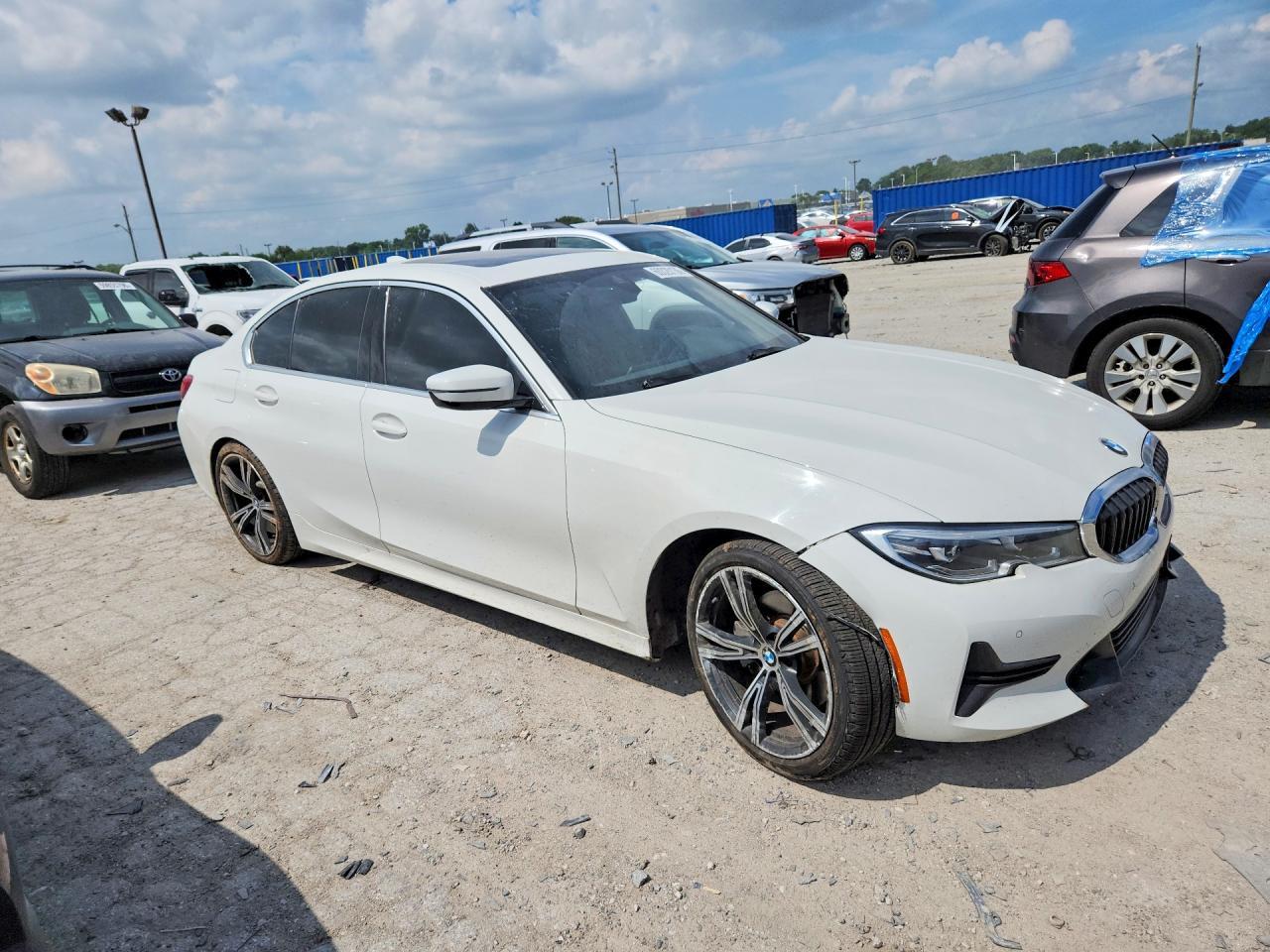 2020 BMW Seria 3 330i - zdjęcie 4