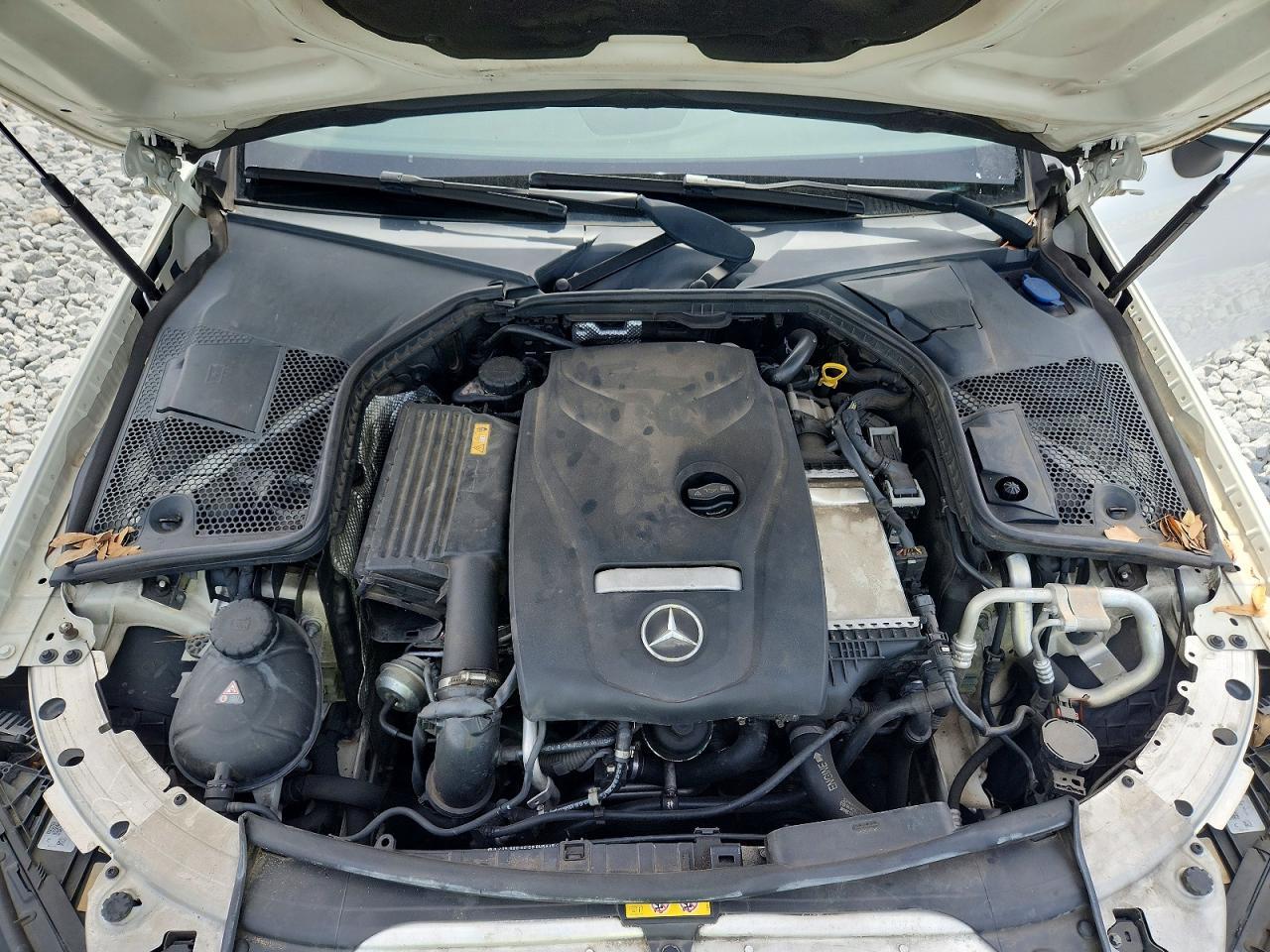 2017 Mercedes-Benz C 300 - zdjęcie 11
