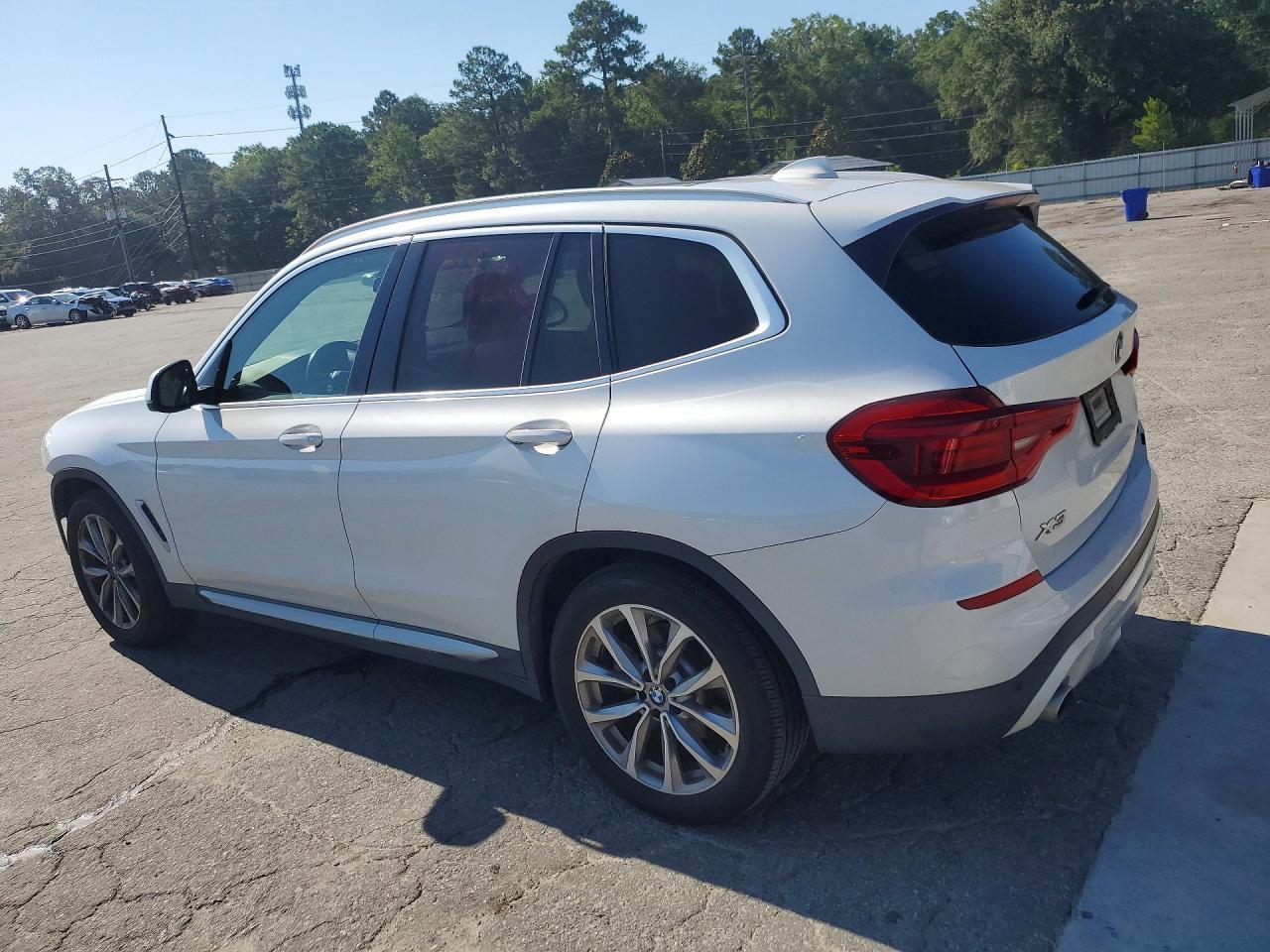 2018 BMW X3 xDrive30I - zdjęcie 2
