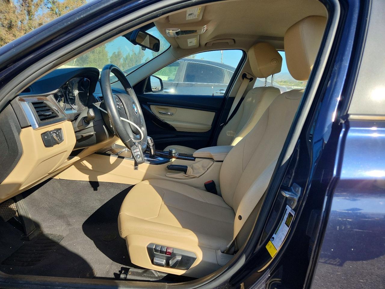 2017 BMW 320 I - zdjęcie 7