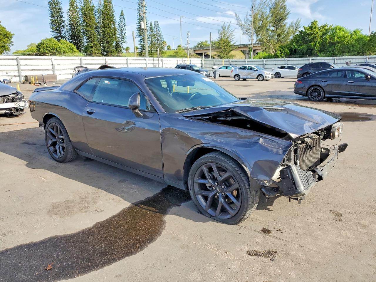 2022 Dodge Challenger Sxt - zdjęcie 4