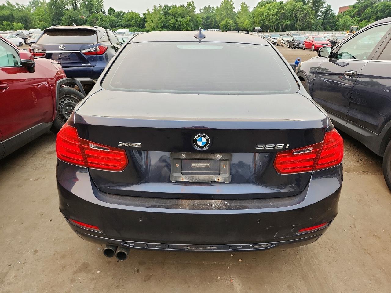 2014 BMW Seria 3 328i - zdjęcie 6