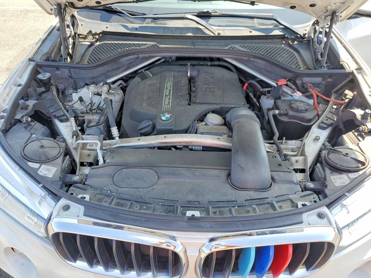 2015 BMW X5 xDrive35I - zdjęcie 12