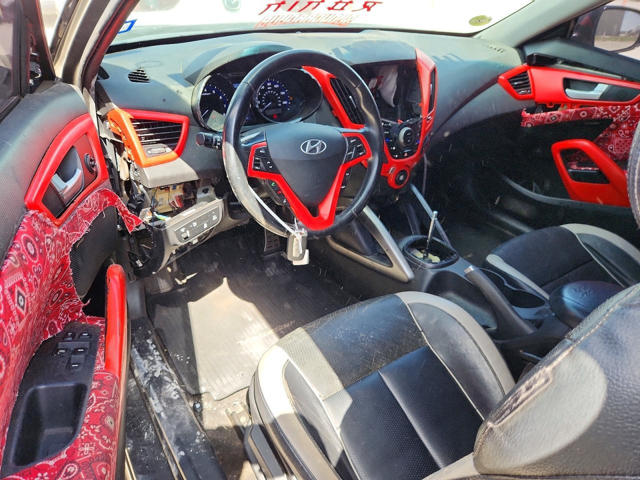 2014 Hyundai Veloster Turbo - zdjęcie 8