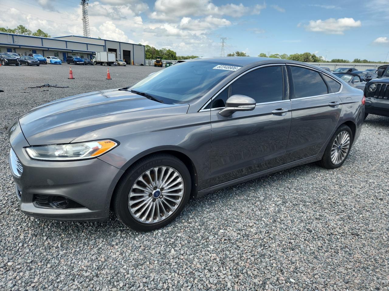 2014 Ford Fusion Titanium - zdjęcie główne