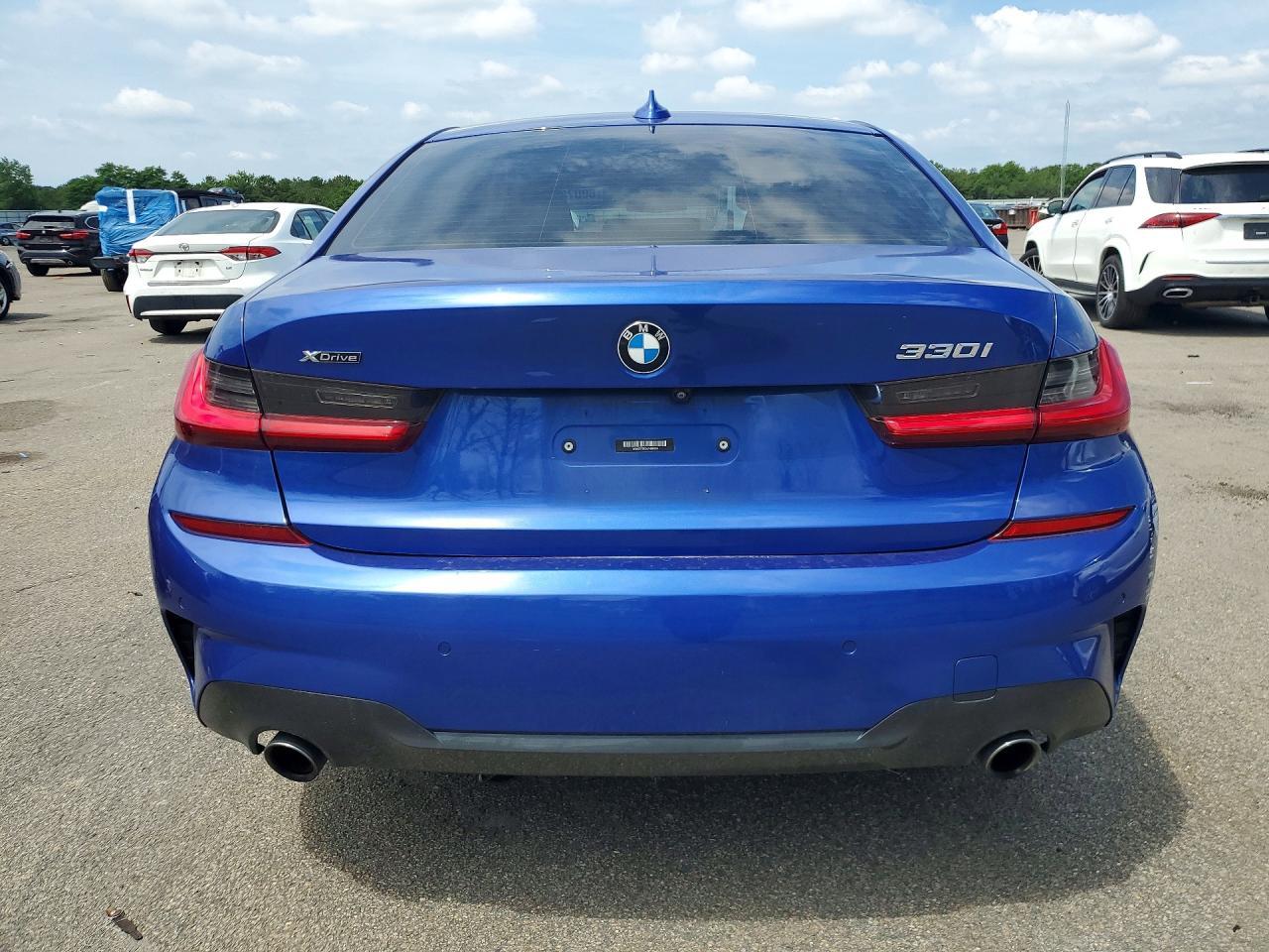 2020 BMW Seria 3 330i - zdjęcie 6