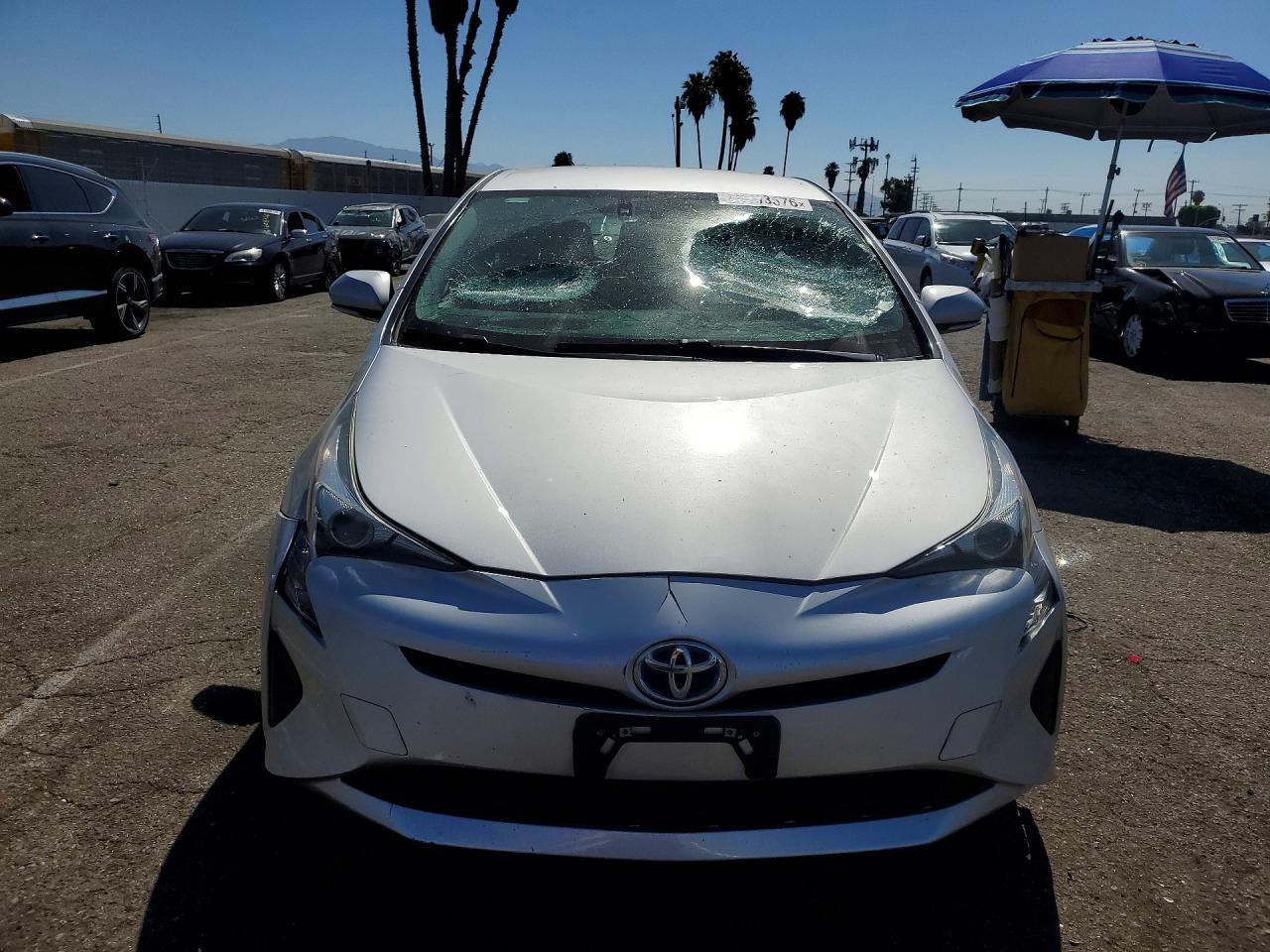 2016 Toyota Prius Three - zdjęcie 5