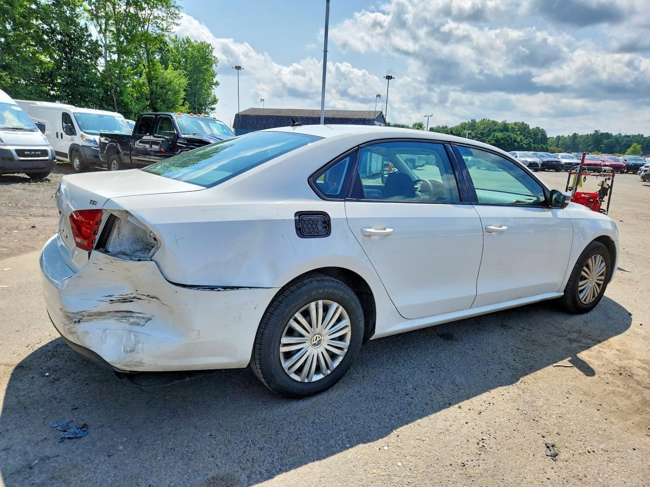 2015 Volkswagen Passat S - zdjęcie 3