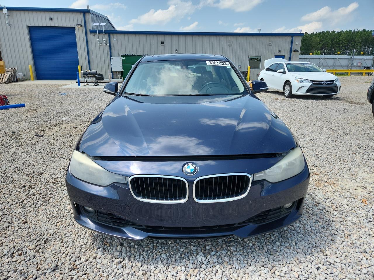 2013 BMW 328 I - zdjęcie 5