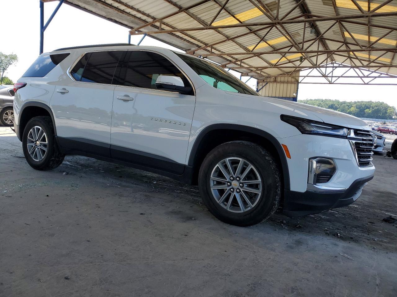 2023 Chevrolet Traverse Lt - zdjęcie 4