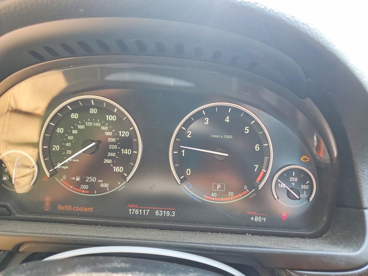 2015 BMW Seria 5 528i - zdjęcie 9