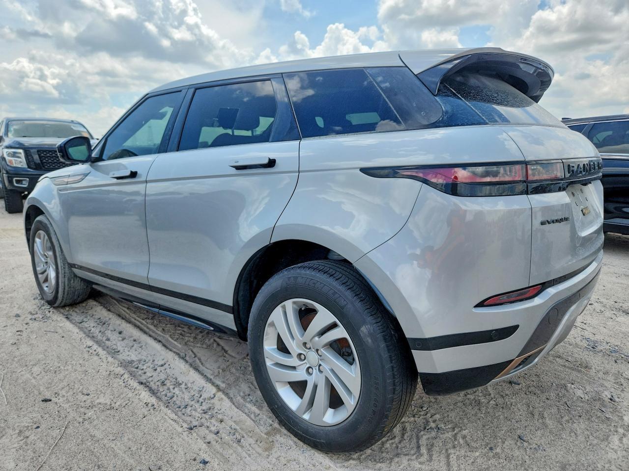 2021 Land Rover Range Rover Evoque R-Dynamic S - zdjęcie 2