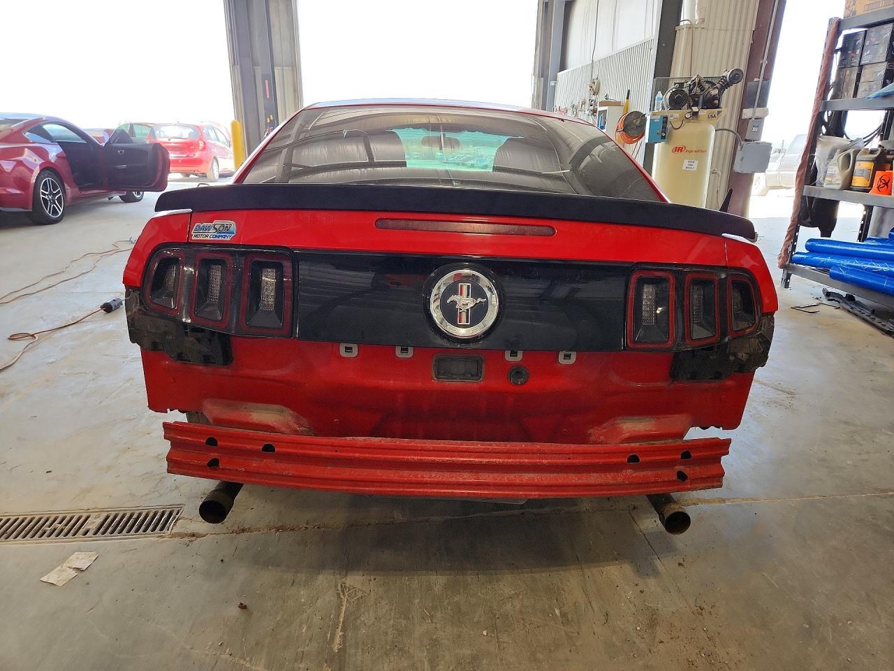 2013 Ford Mustang - zdjęcie 6