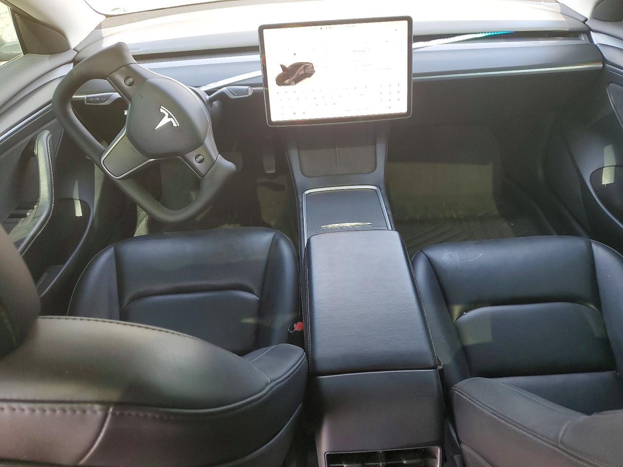2022 Tesla Model 3 - zdjęcie 8