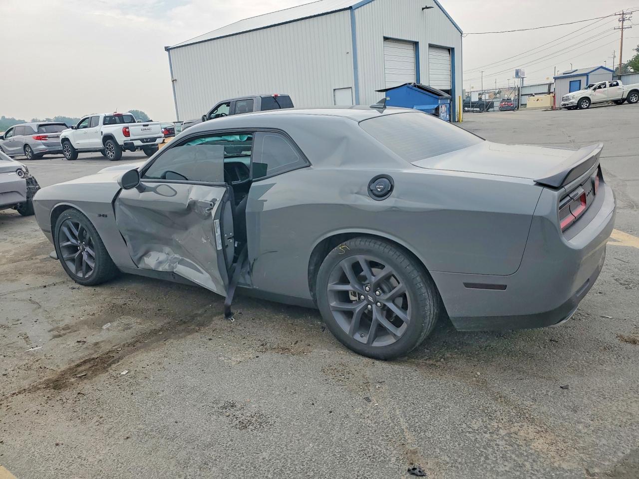 2023 Dodge Challenger R/T - zdjęcie 2