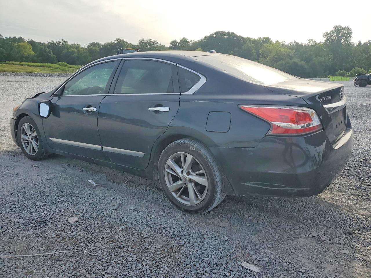 2015 Nissan Altima 2.5 Sv - zdjęcie 2