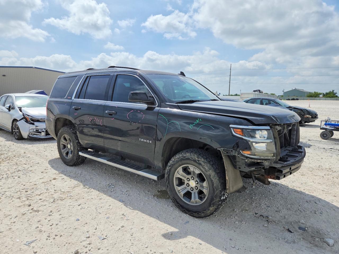 2016 Chevrolet Tahoe K1500 Lt - zdjęcie 4