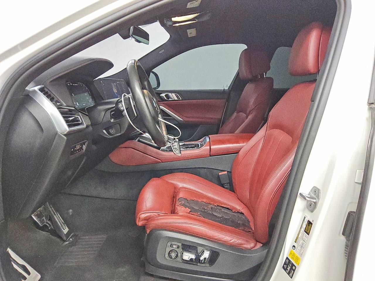 2021 BMW X6 M50I - zdjęcie 7