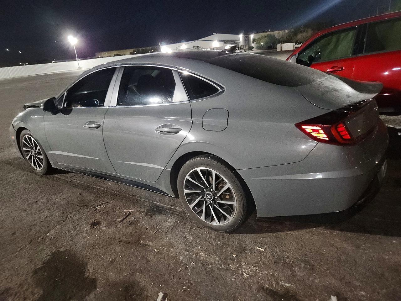 2021 Hyundai Sonata Limited - zdjęcie 2
