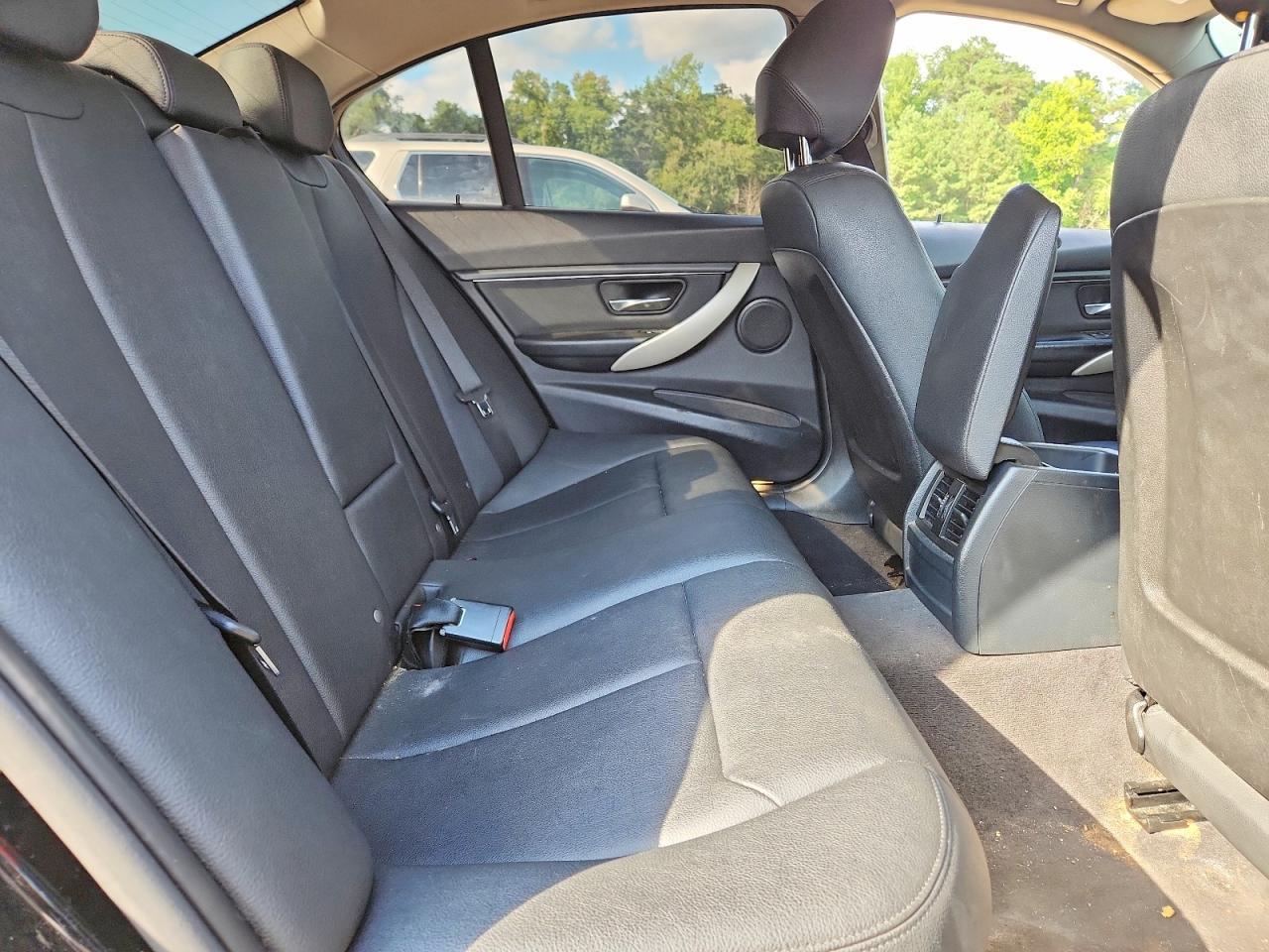 2014 BMW 320 I xDrive - zdjęcie 10