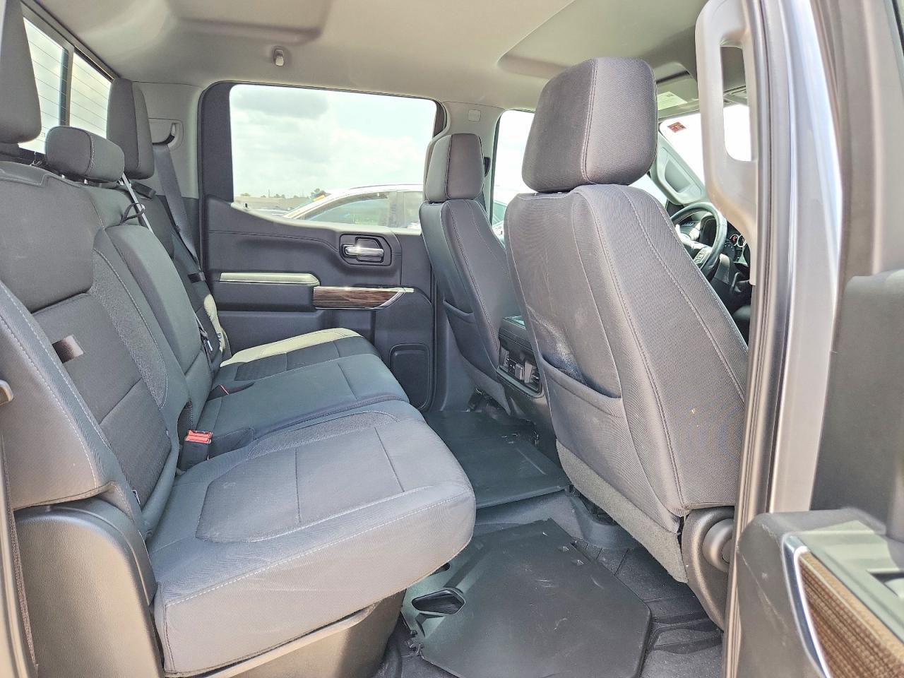 2019 Chevrolet Silverado C1500 Rst - zdjęcie 10