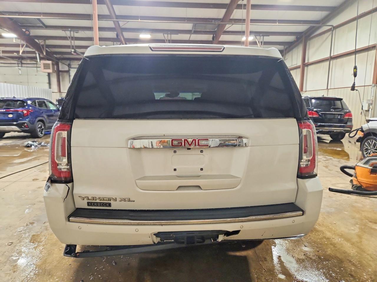 2018 GMC Yukon Xl Denali - zdjęcie 6