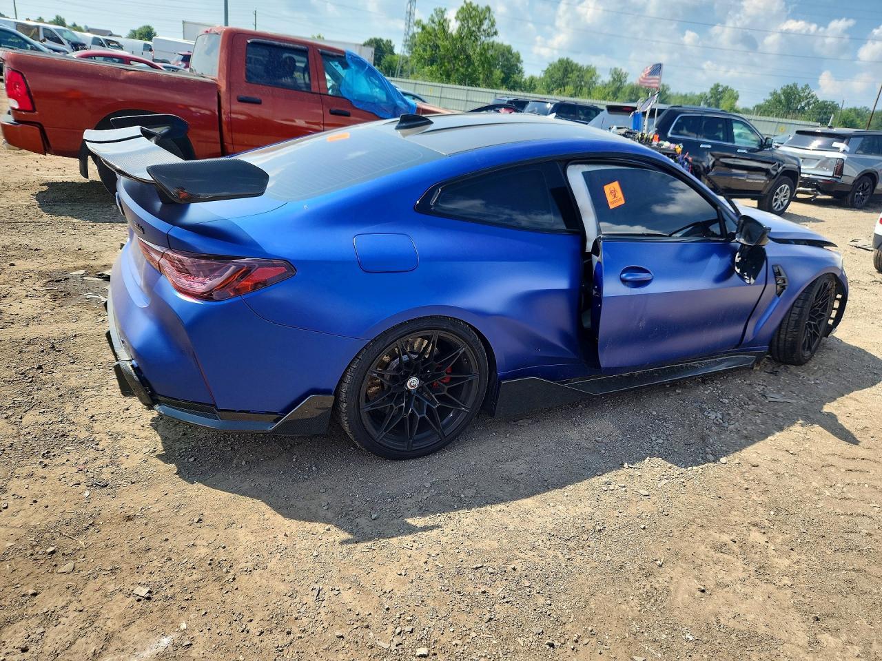 2022 BMW M4 Competition - zdjęcie 3