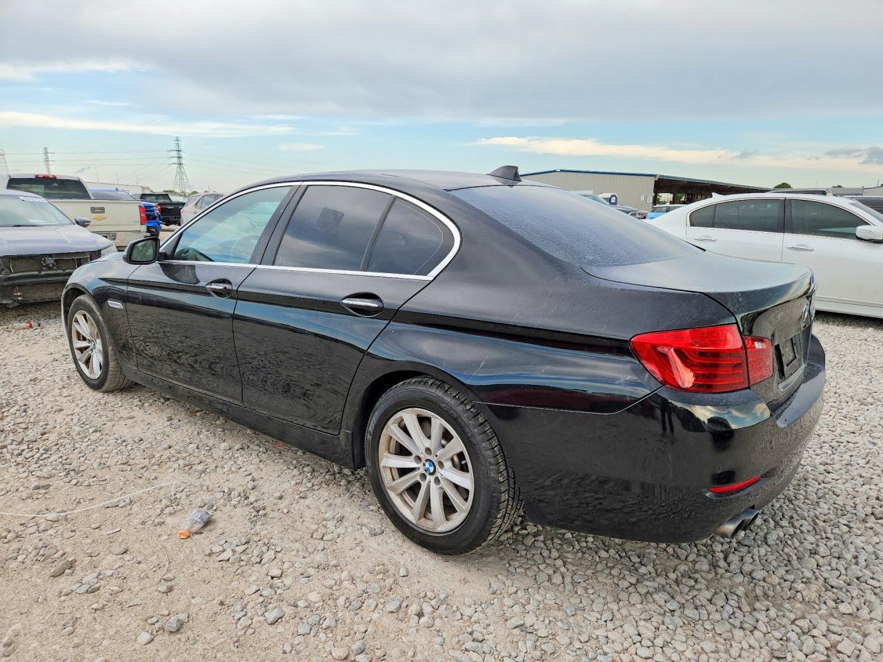 2016 BMW 528 I - zdjęcie 2