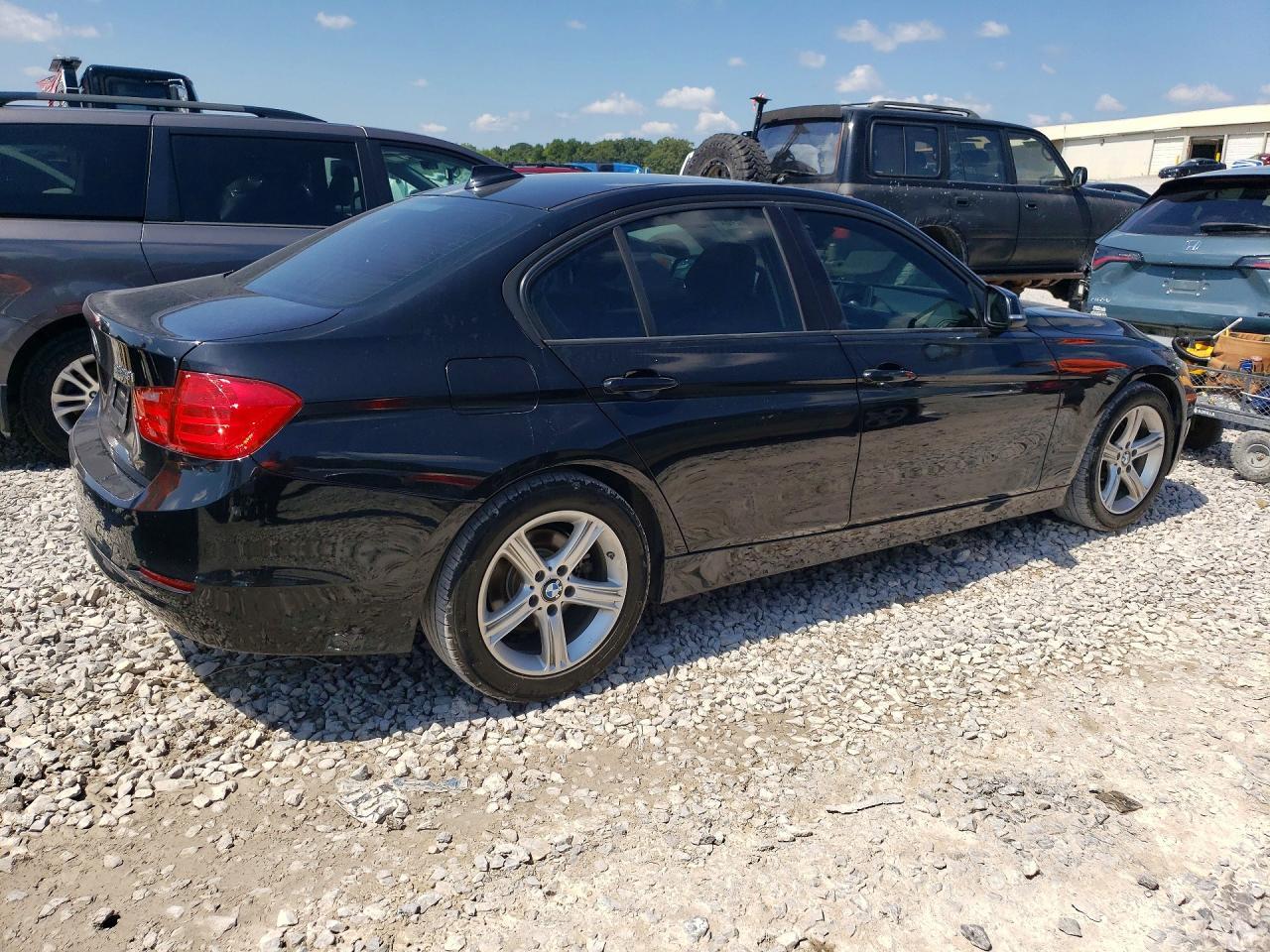 2014 BMW 328 I - zdjęcie 3