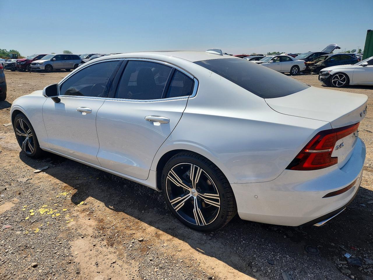 2022 Volvo S60 B5 Inscription - zdjęcie 2