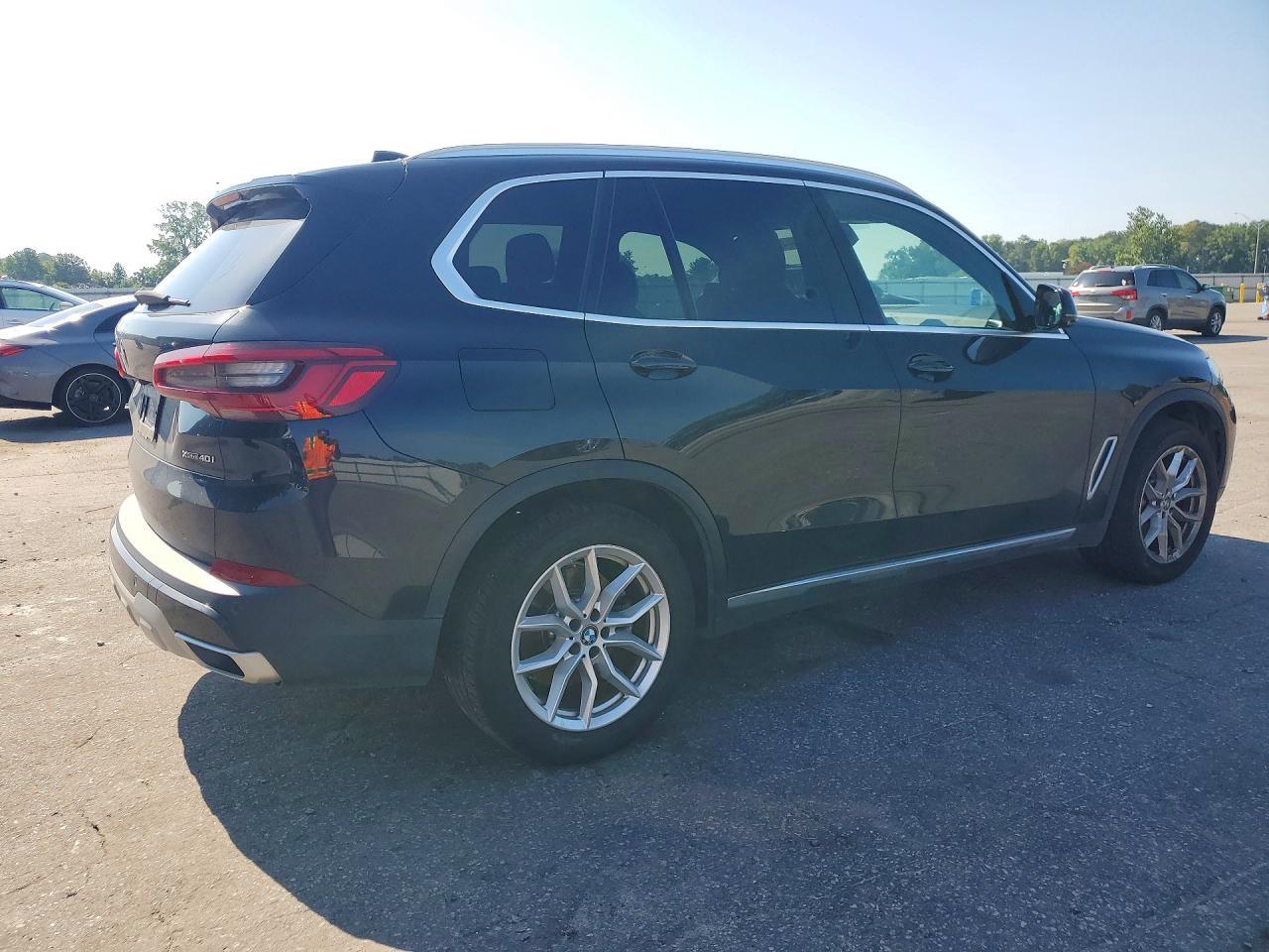2019 BMW X5 xDrive40I - zdjęcie 3