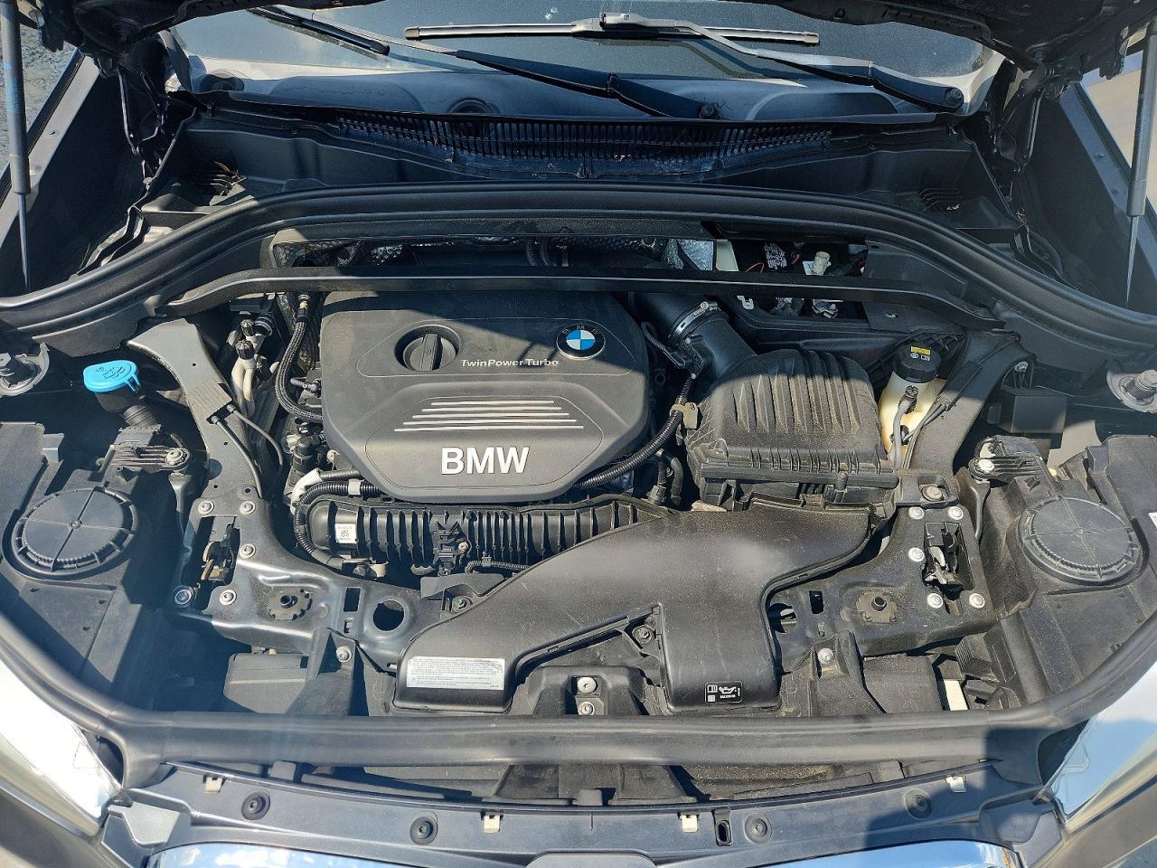 2016 BMW X1 xDrive28I - zdjęcie 12