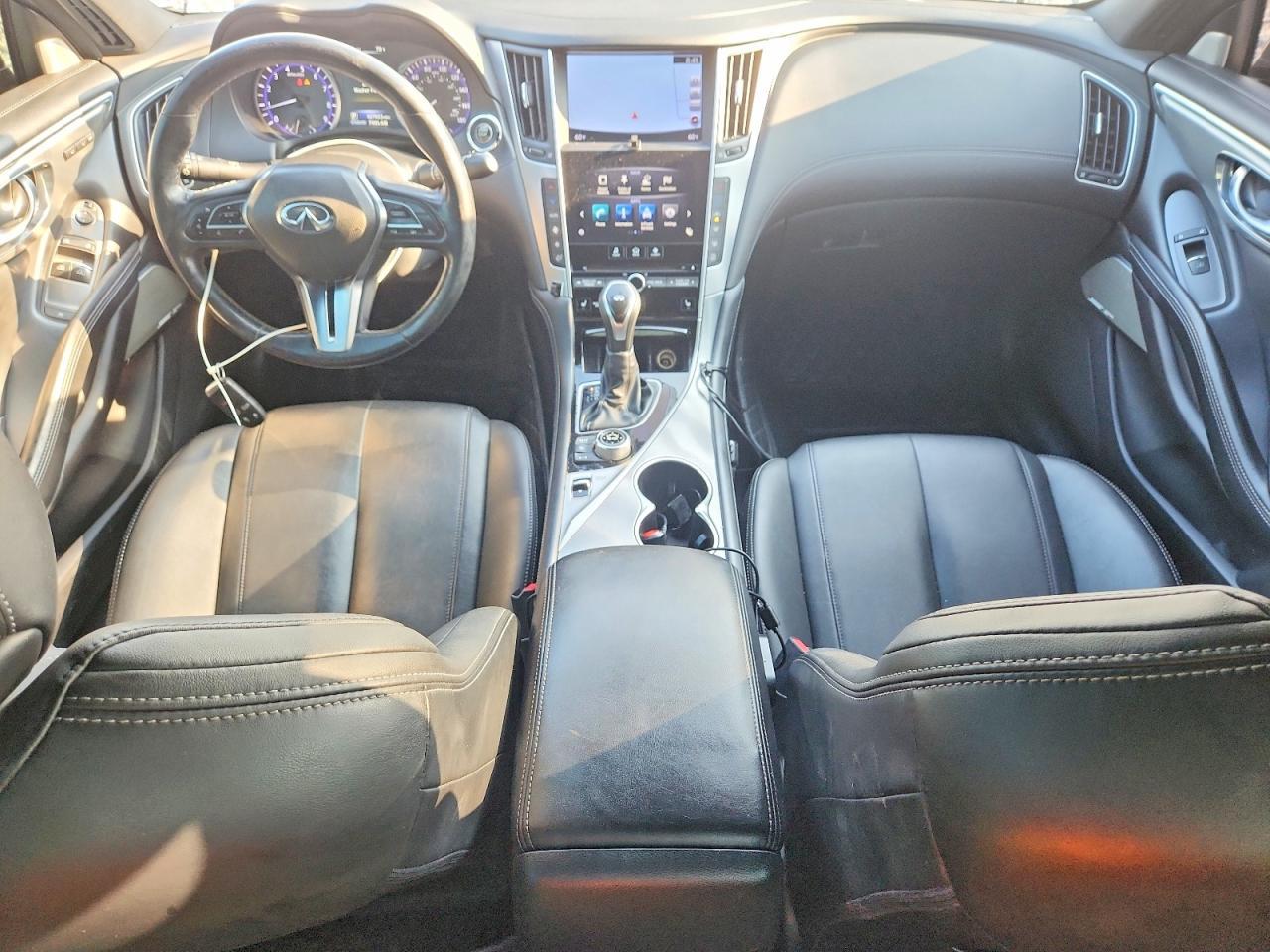2017 Infiniti Q60 3.0T Premium - zdjęcie 15