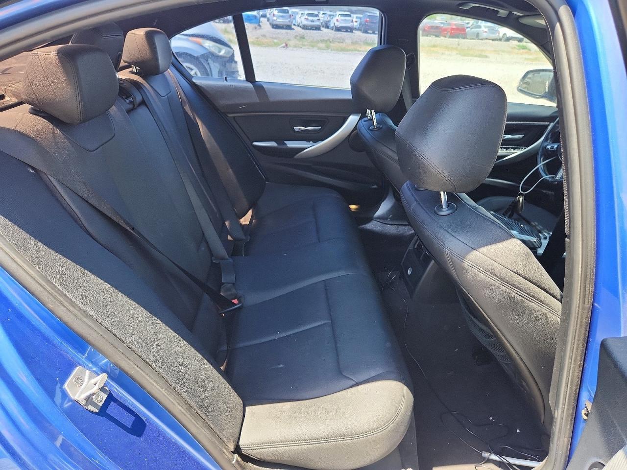 2015 BMW 328 I - zdjęcie 10