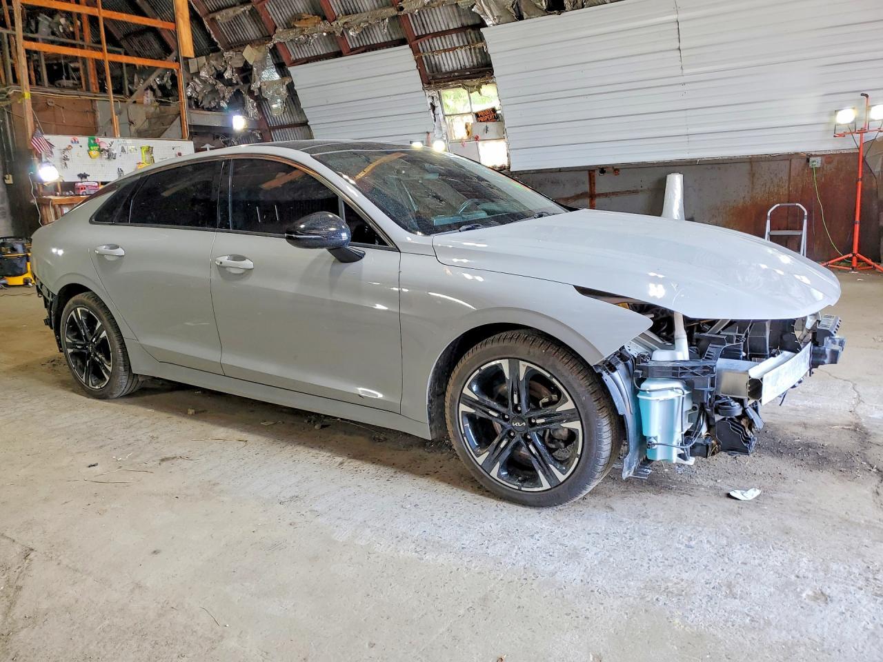 2024 Kia K5 Gt Line - zdjęcie 4