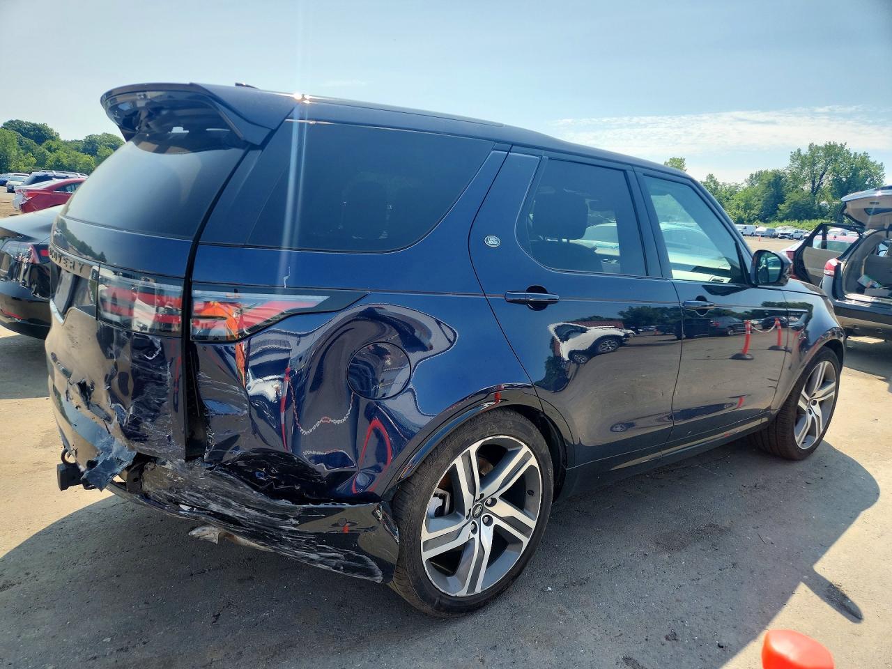 2023 Land Rover Discovery Hse R-Dynamic - zdjęcie 3