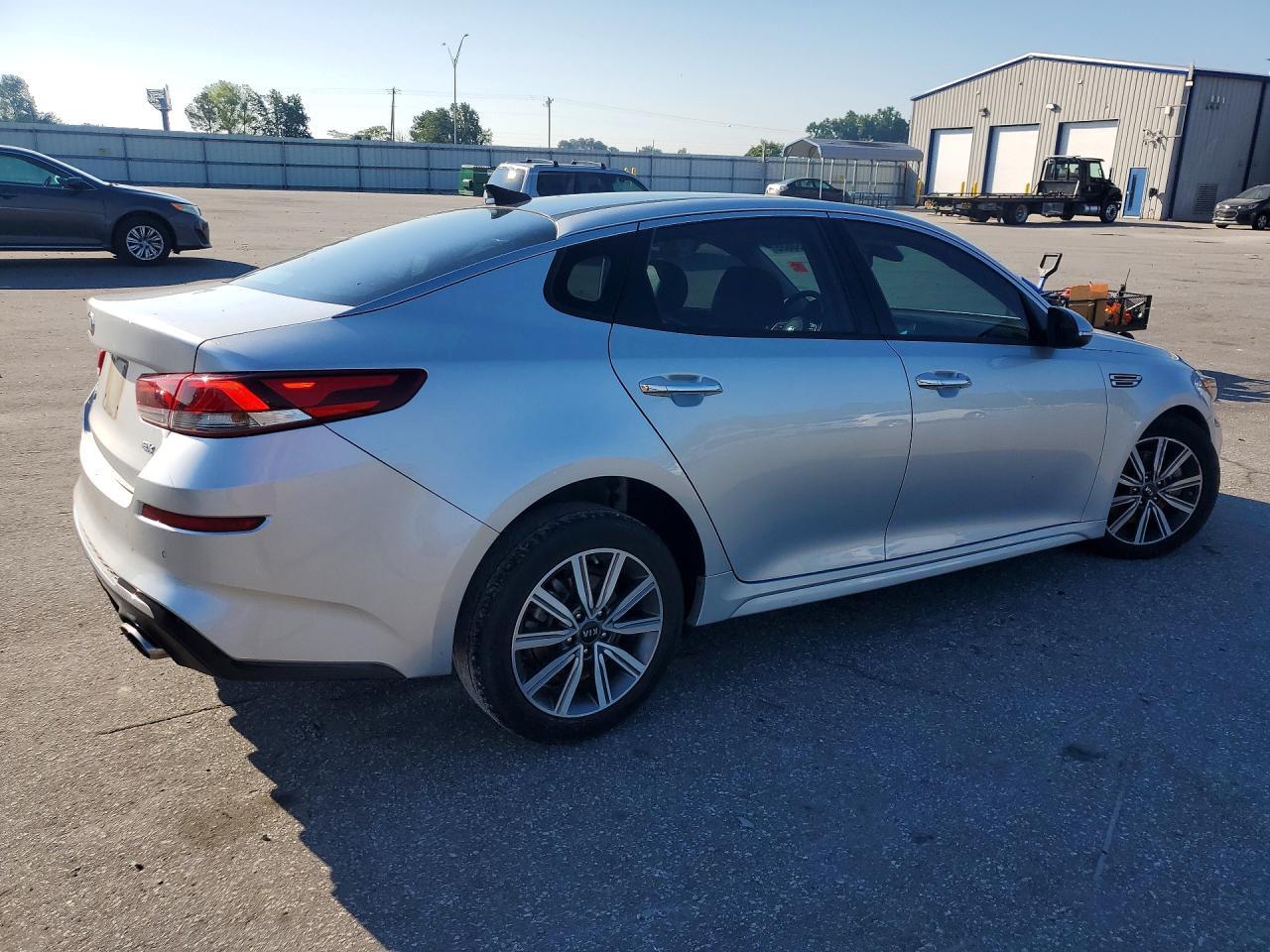 2020 Kia Optima Ex - zdjęcie 3