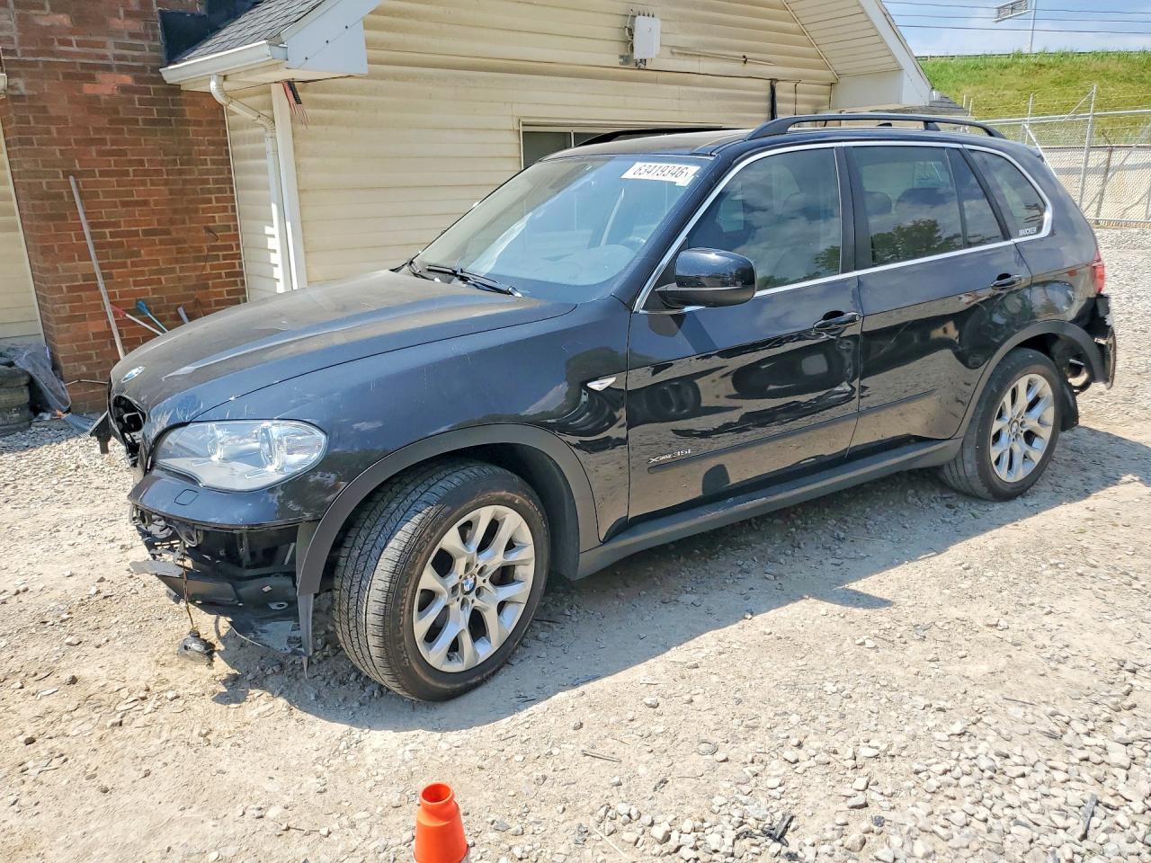 2013 BMW X5 xDrive35I - zdjęcie główne