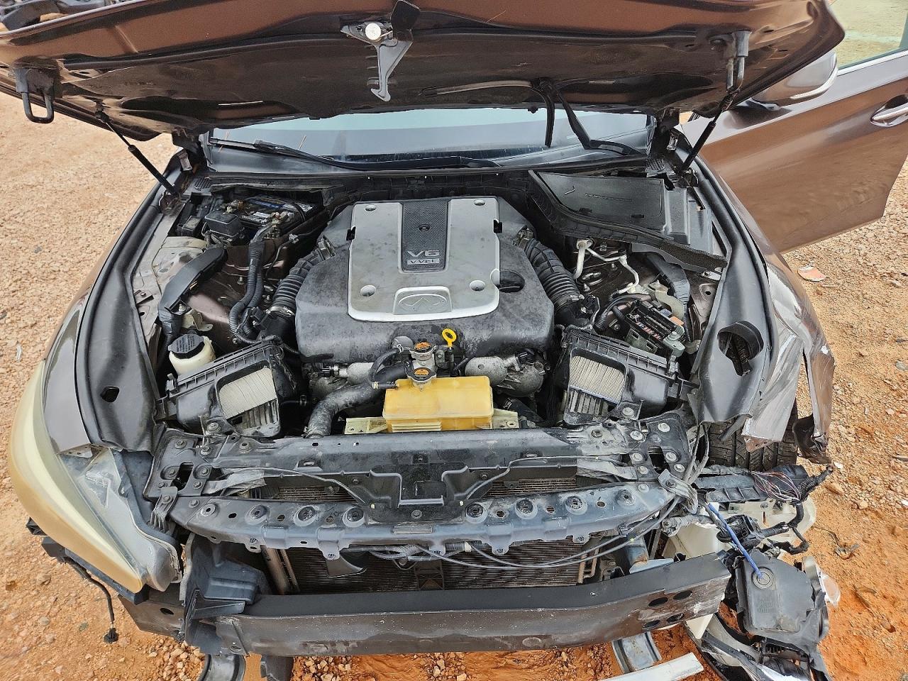 2014 Infiniti Q50 Base - zdjęcie 11