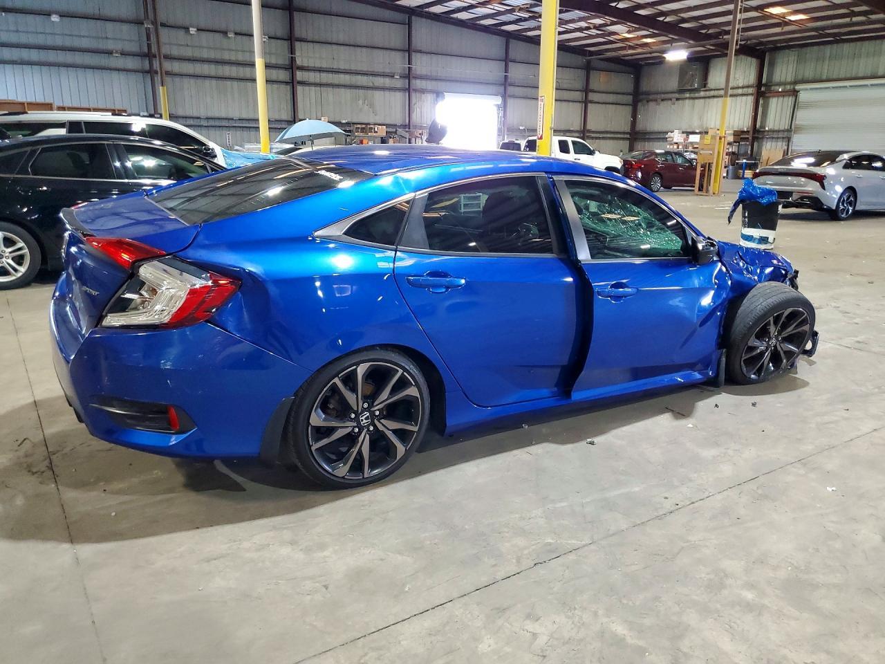 2021 Honda Civic Sport - zdjęcie 3