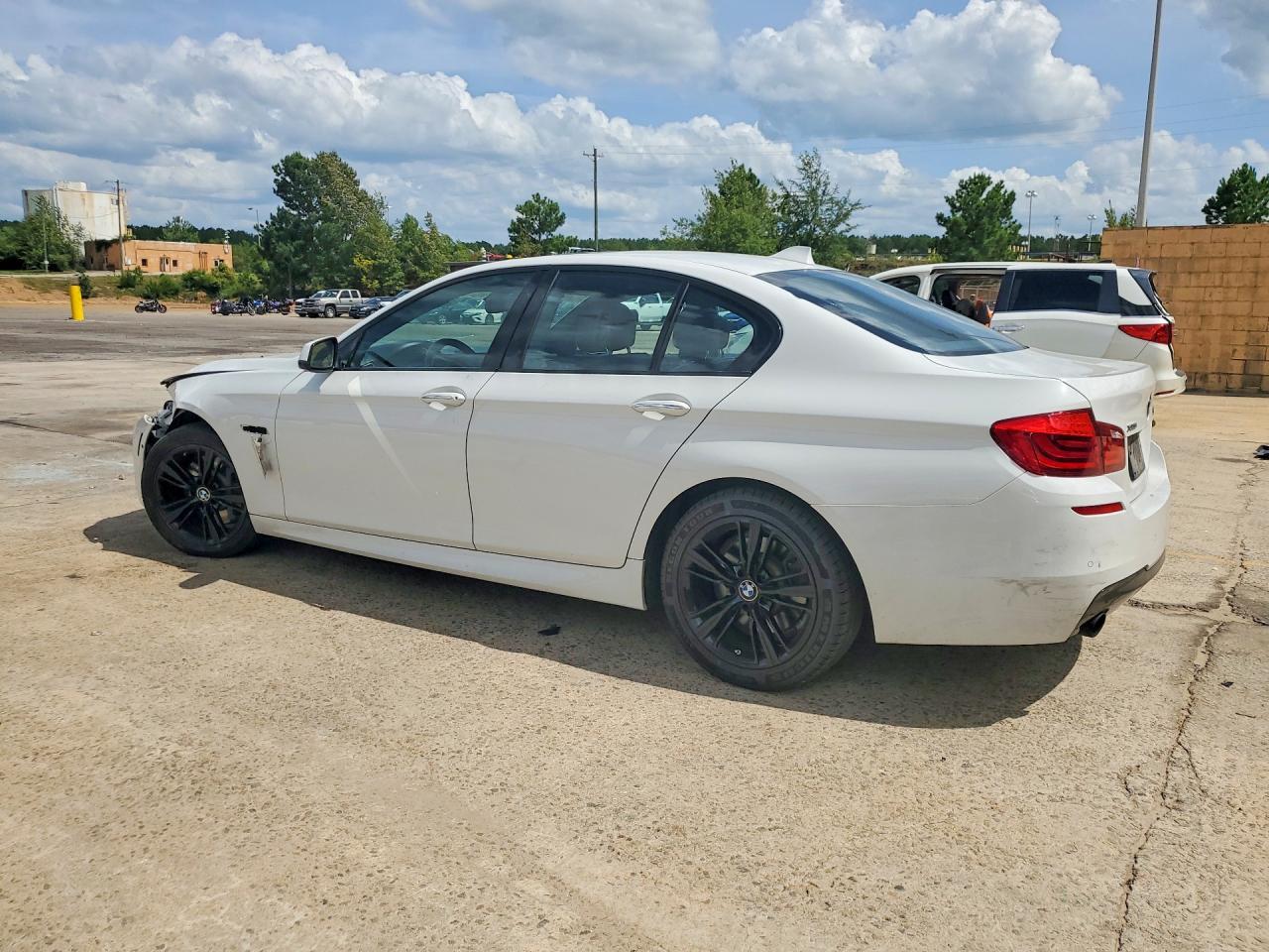 2013 BMW Seria 5 535i - zdjęcie 2